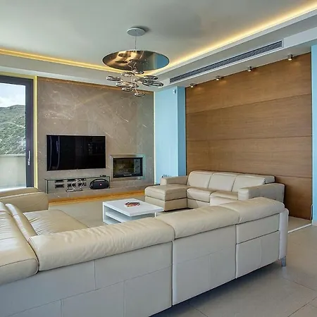 Διαμέρισμα Readhostprofile Before Request! # Luxury 6-bedroom In With Pool *